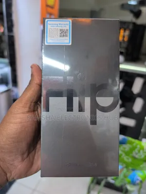 New Samsung Galaxy Z Flip4 512 GB Black