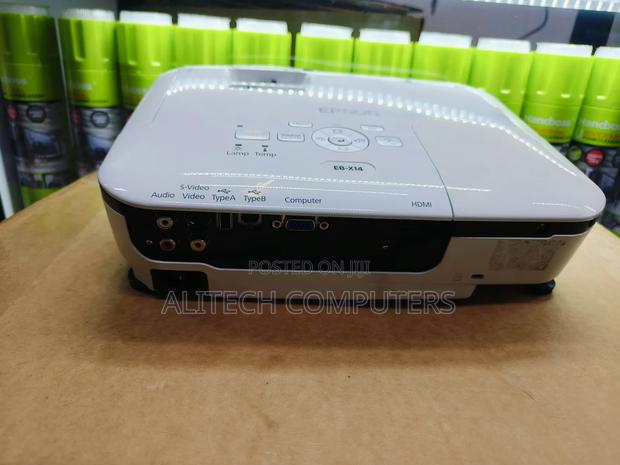 Epson EB -x14 - thumbnail 5