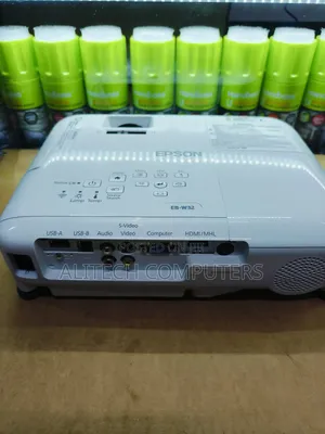 Epson Eb-w32