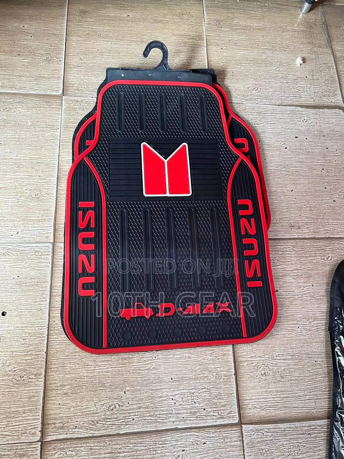 Isuzu Car Floor Mat 5 Pieces Set Branded