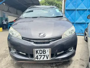 Toyota Wish 2014 Gray