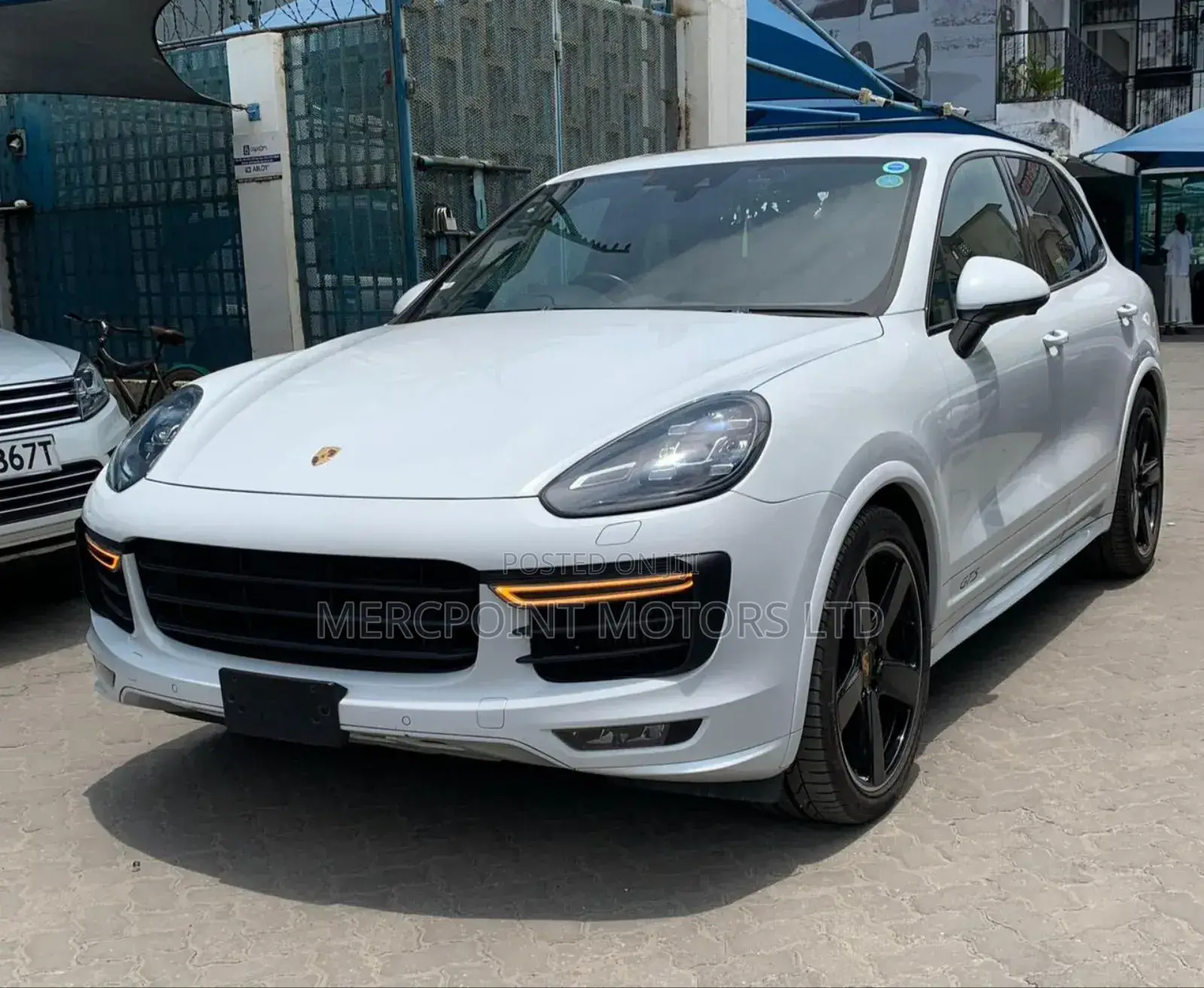 Porsche Cayenne GTS AWD 2018 White