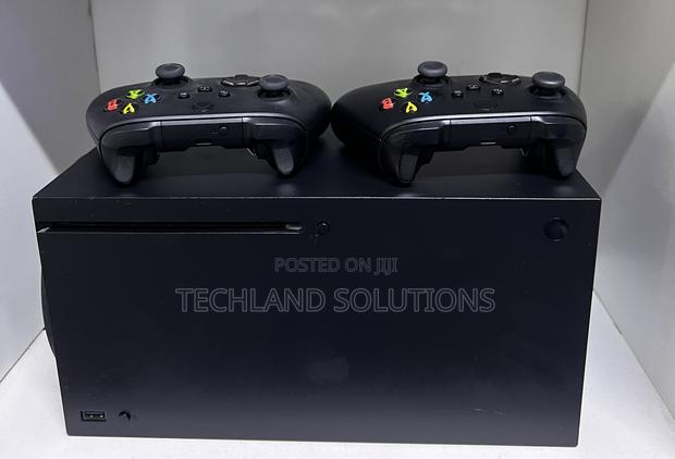 Home Used Black Xbox Series X - thumbnail 2