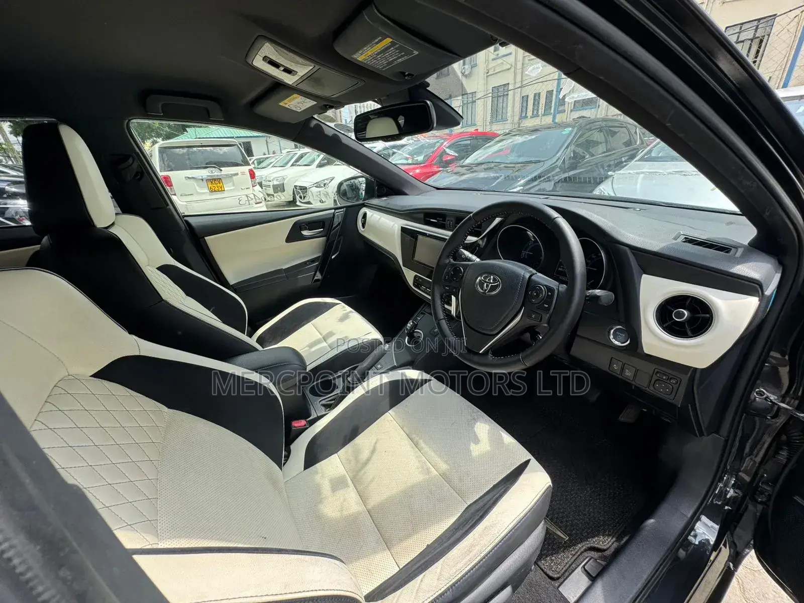 Toyota Auris 2018 Black