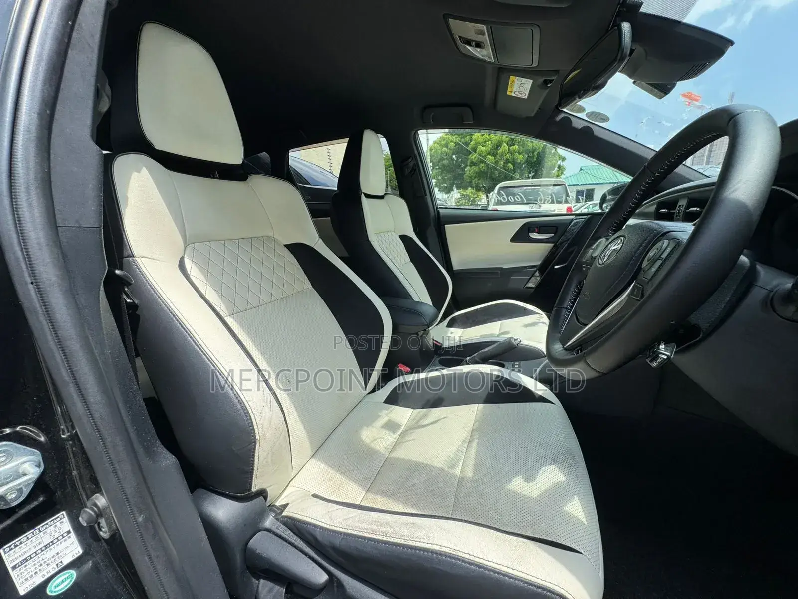 Toyota Auris 2018 Black