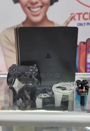 Slim Ps4 + Fifa21 Cd