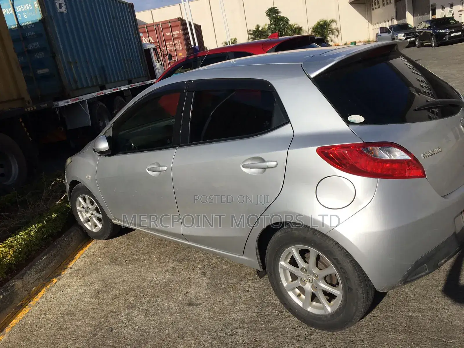 Mazda Demio 2012 Silver
