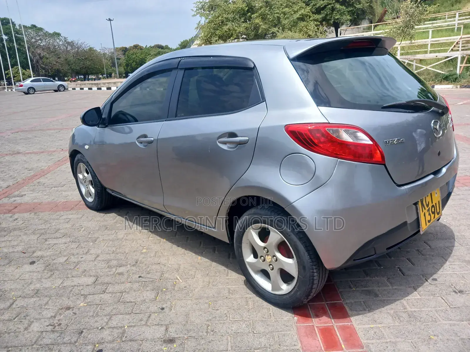 Mazda Demio 2012 Silver