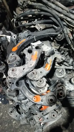 Daihatsu Mira Control Arm