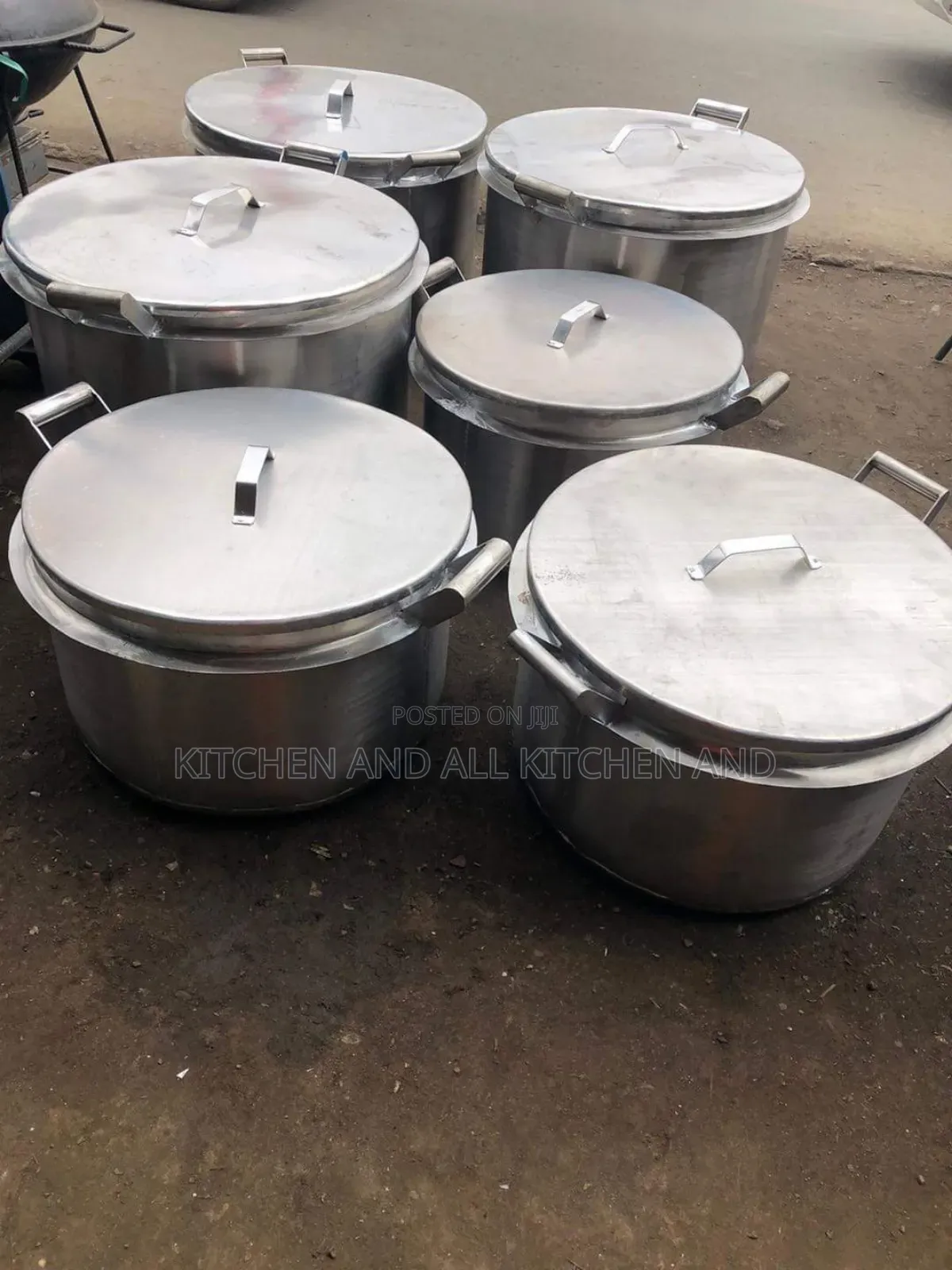 Heavy Duty Sufuria With a Lid