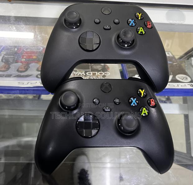 Home Used Matte Black Xbox Series X Controller