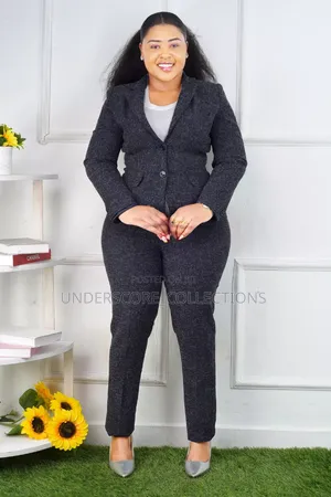 Trendy Trouser Suits for Meetings
