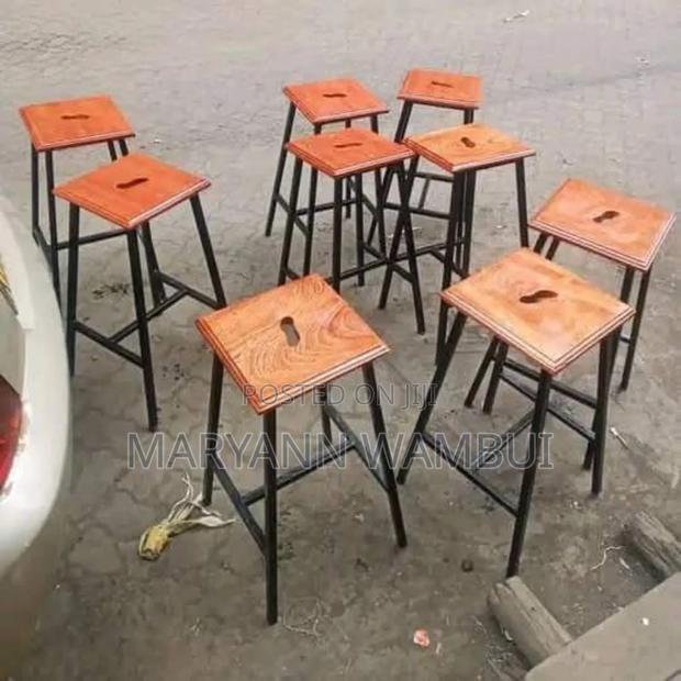 Laboratory Stools - thumbnail 2