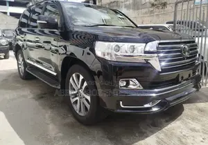 Toyota Land Cruiser 4.6 V8 ZX 2017 Black