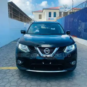 Nissan X-Trail 2.0 Petrol FWD 2018 Black