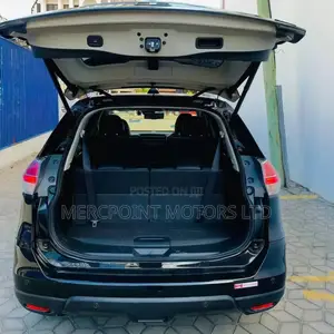 Nissan X-Trail 2.0 Petrol FWD 2018 Black