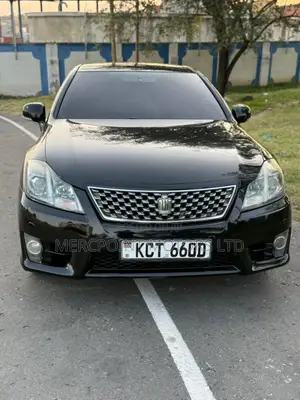Toyota Crown 2012 Black