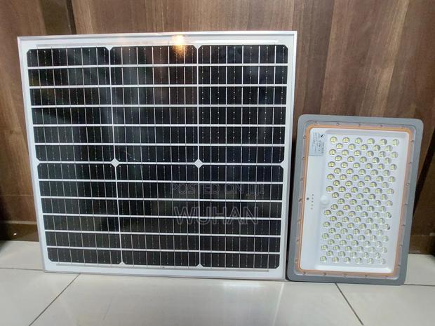 500 Watts Automatic Solar Floodlight