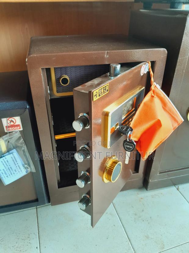 Safe Boxes Fireproof 80kgs Duwem - main view