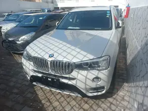 BMW X3 xDrive30i AWD 2018 White