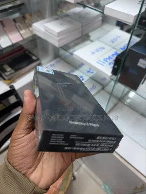 New Samsung Galaxy Z Flip6 256 GB Gray