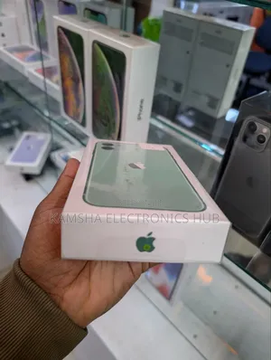 New Apple iPhone 11 128 GB Green