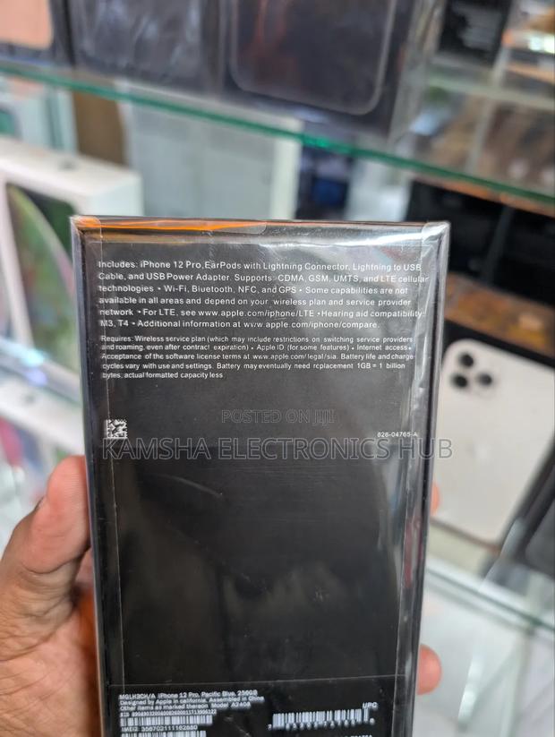 New Apple iPhone 12 Pro 256 GB Silver - thumbnail 2