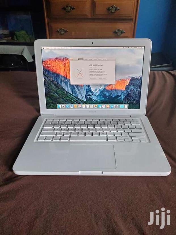Laptop Apple MacBook 4GB Intel Core 2 Duo HDD 500GB