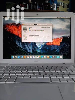 Laptop Apple MacBook 4GB Intel Core 2 Duo HDD 500GB