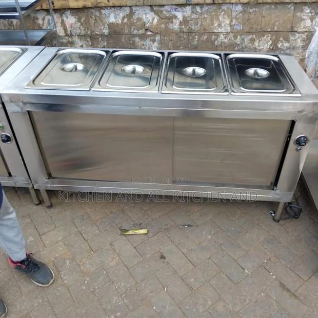 Electric Food Display With Lids