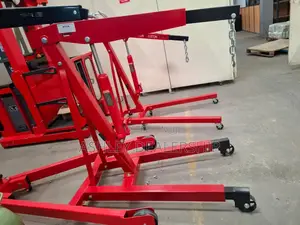 Toller Engine Crane