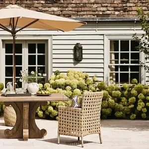 Costway Outdoor Patio Umbrella With Base