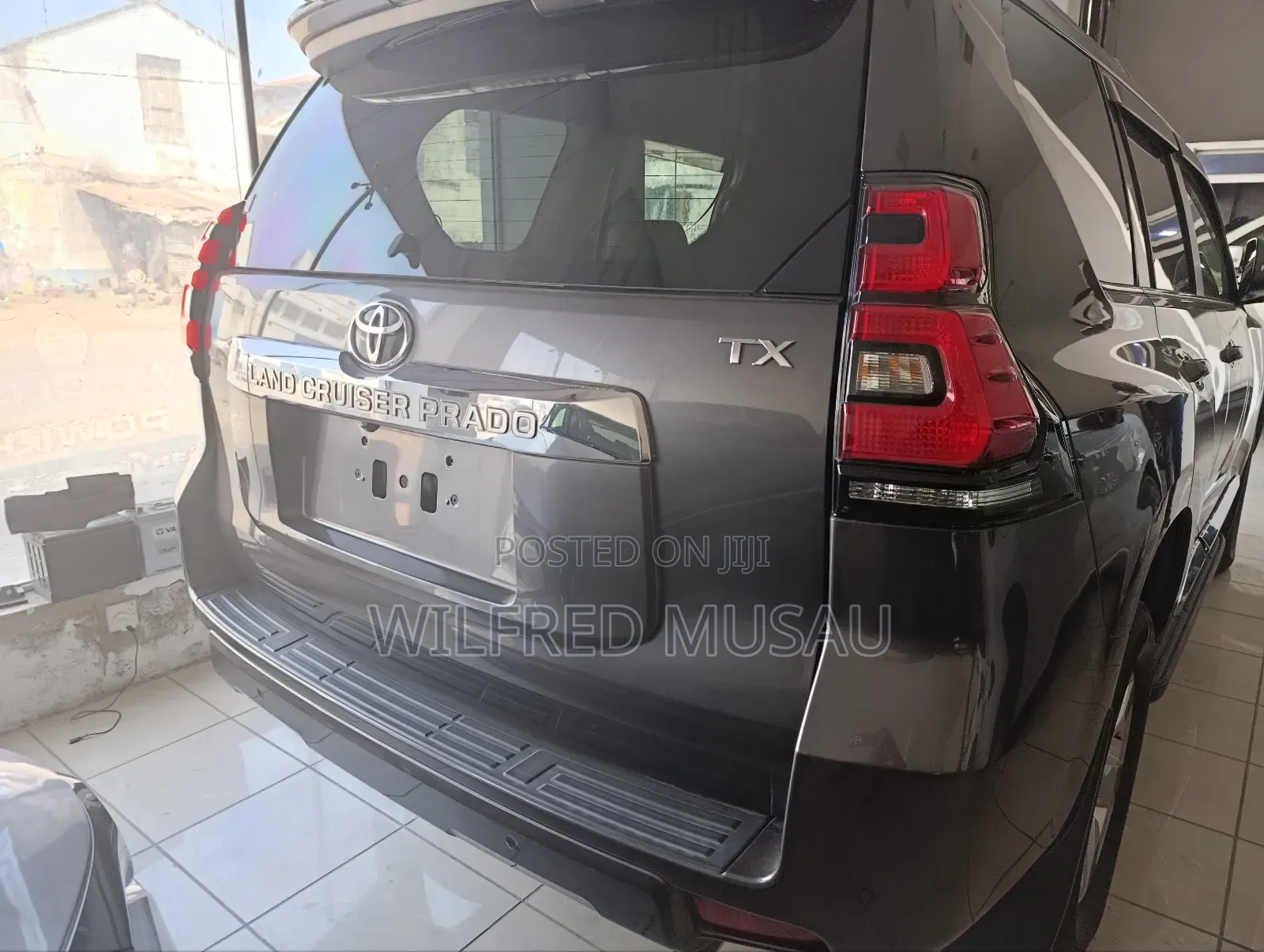 Toyota Land Cruiser Prado 2.8 2018 Gray