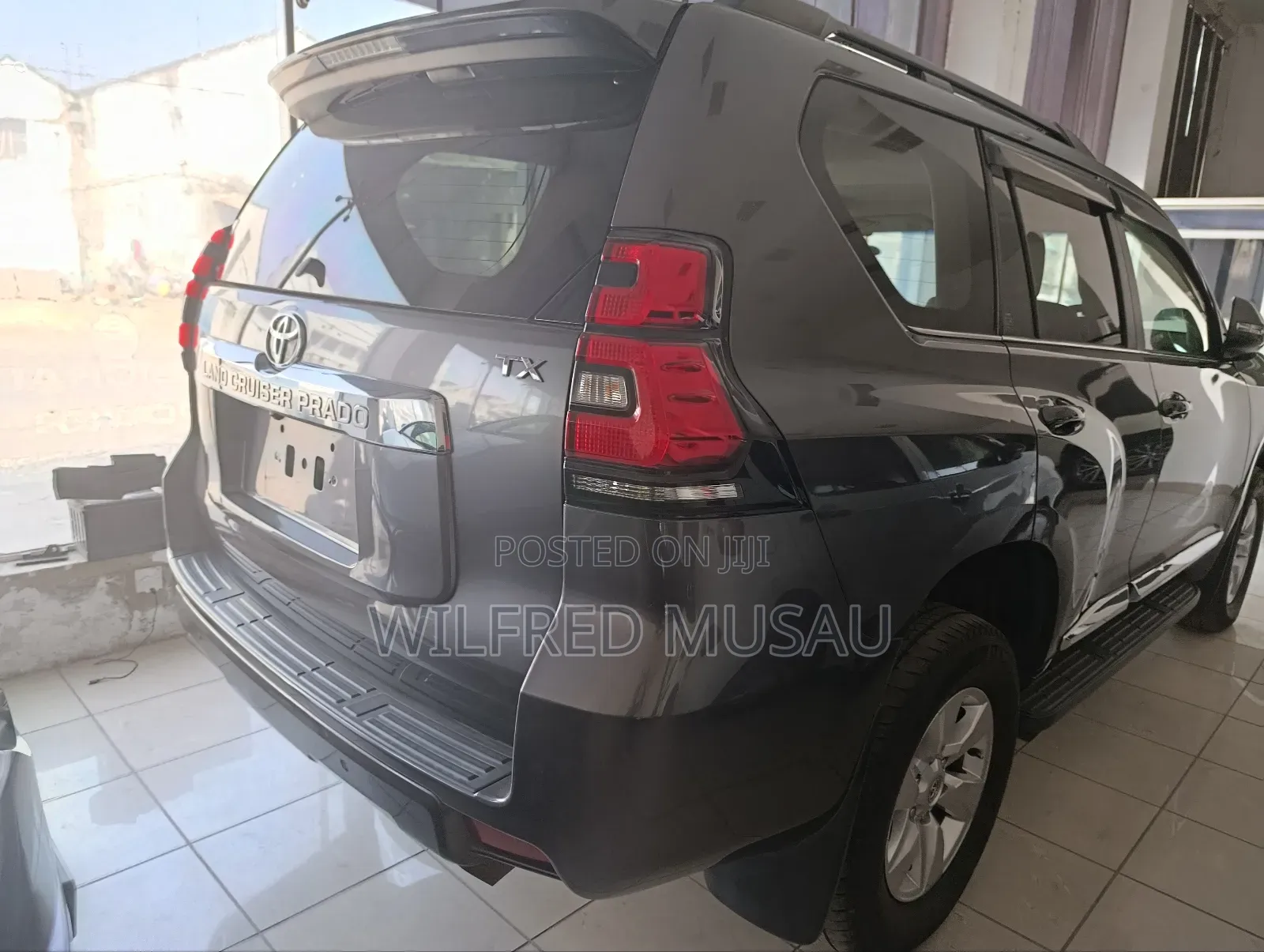 Toyota Land Cruiser Prado 2.8 2018 Gray