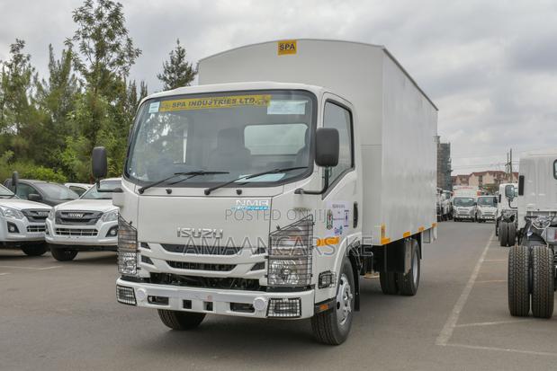 Isuzu NMR Small Truck, Light Duty 3- 4 Ton