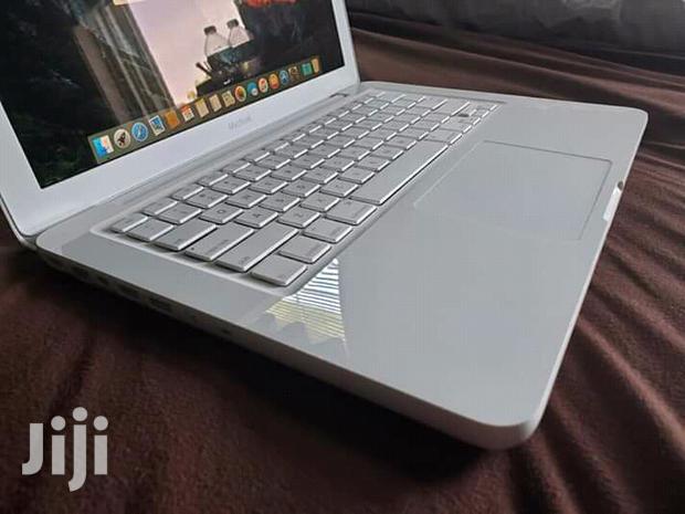 Laptop Apple MacBook 4GB Intel Core 2 Duo HDD 500GB - thumbnail 3