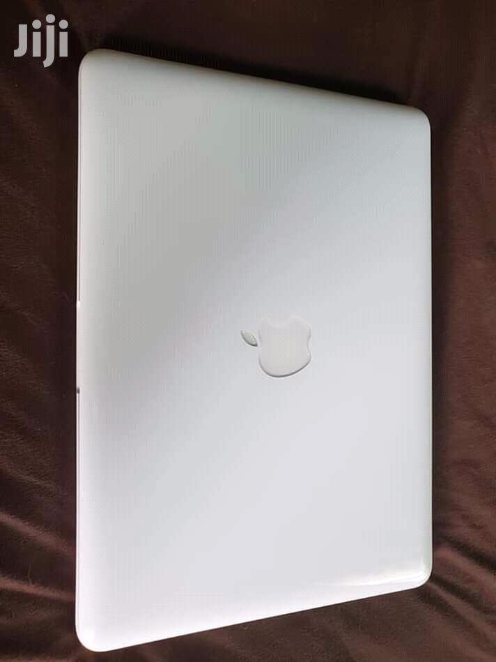Laptop Apple MacBook 4GB Intel Core 2 Duo HDD 500GB