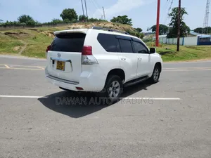Toyota Land Cruiser Prado 2014 White
