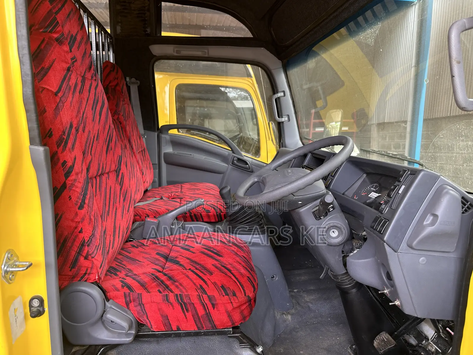New Isuzu NQR 2024 Yellow