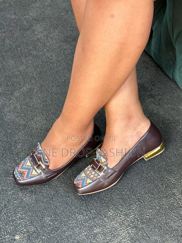 Ladies Low Heel - thumbnail 2