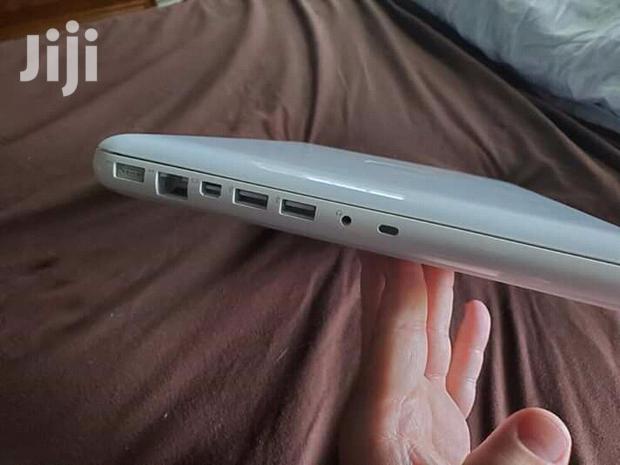 Laptop Apple MacBook 4GB Intel Core 2 Duo HDD 500GB - thumbnail 3