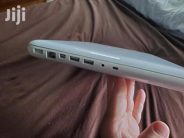 Laptop Apple MacBook 4GB Intel Core 2 Duo HDD 500GB