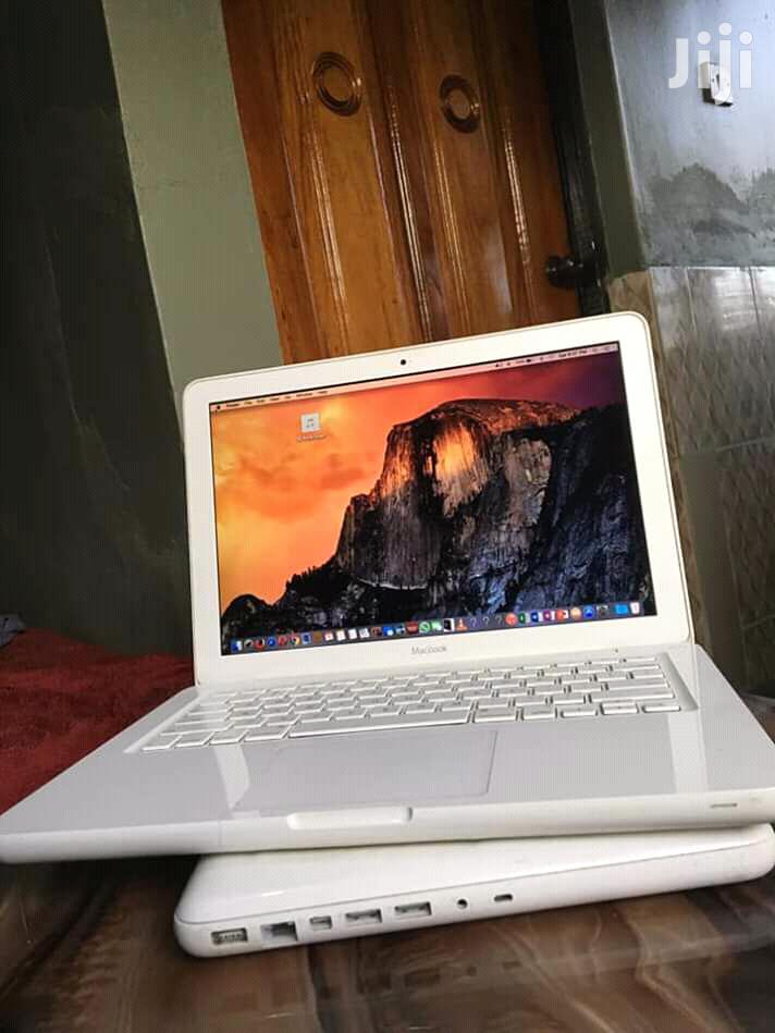 Laptop Apple MacBook 4GB Intel Core 2 Duo HDD 500GB