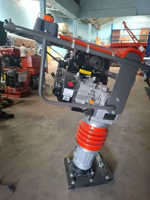 196cc Tamping Rammer Compactor