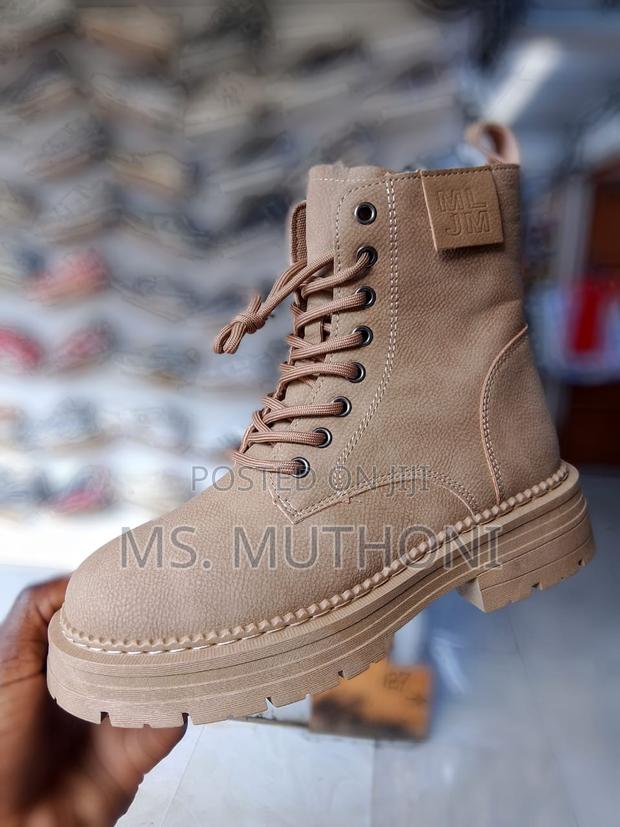 Ladies Lace Upankle Boots Size 35 36 37 38 39 40 - thumbnail 4