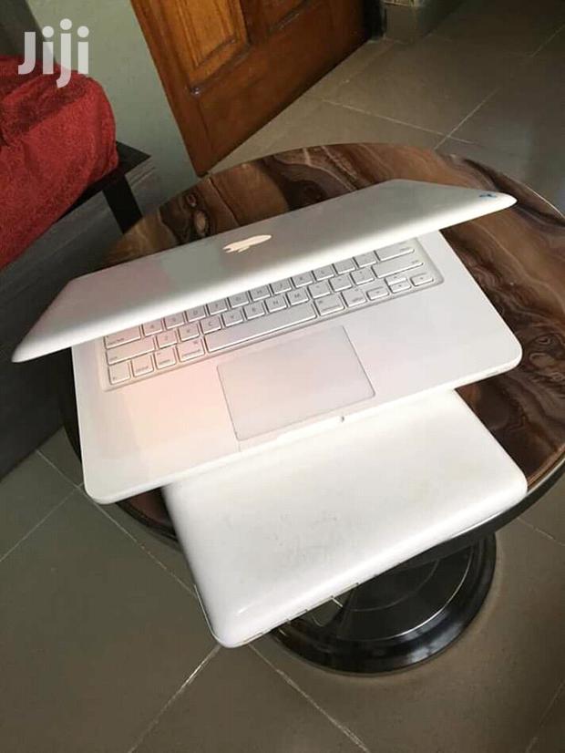 Laptop Apple MacBook 4GB Intel Core 2 Duo HDD 500GB - thumbnail 2