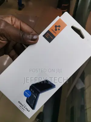 The Best Samsung Galaxy Z Flip 3 Cases I've Tested So Far
