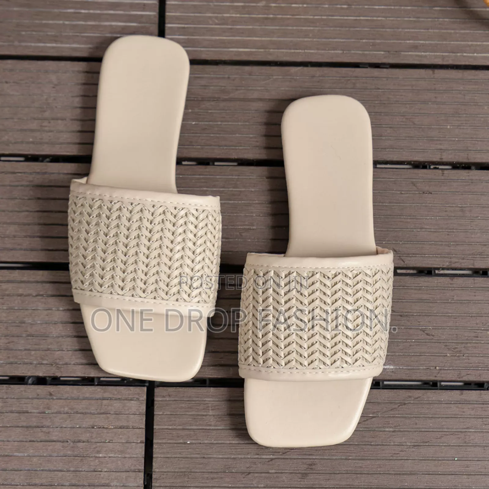 Reed Sandals