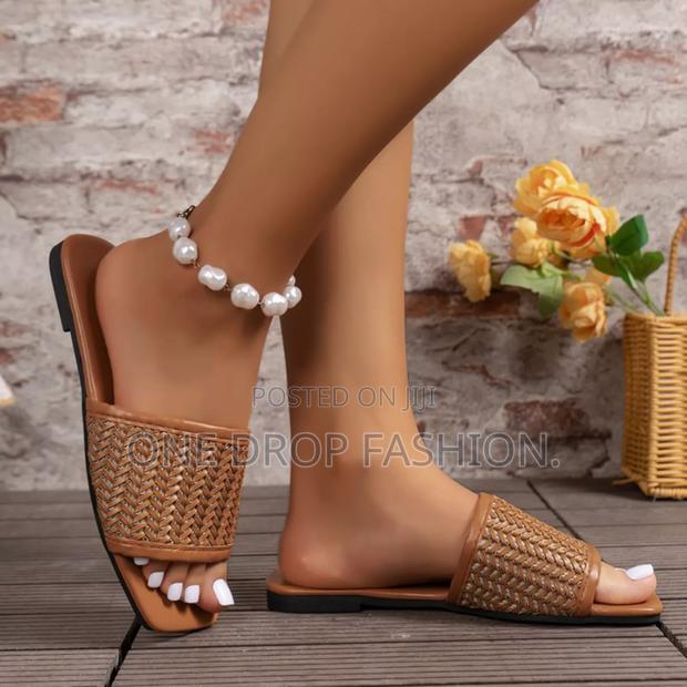 Reed Sandals - thumbnail 2