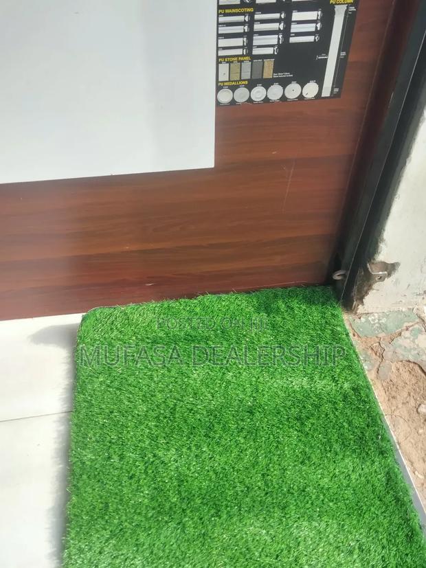 Brand New Artificial Grass - thumbnail 4